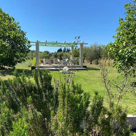 Lecallebed-breakfast 3*