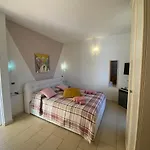Lecallebed-breakfast 3*