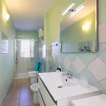 Lecallebed-breakfast 3*