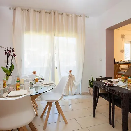 Lecallebed-breakfast Bed & Breakfast *