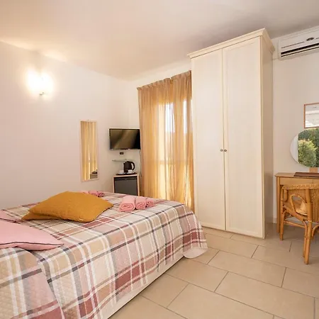 Lecallebed-breakfast 住宿加早餐酒店 奇亚