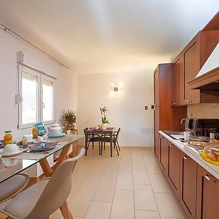 Lecallebed-breakfast 3*